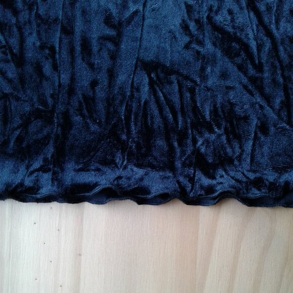 Black Velvet Skirt - Picture 4 of 4